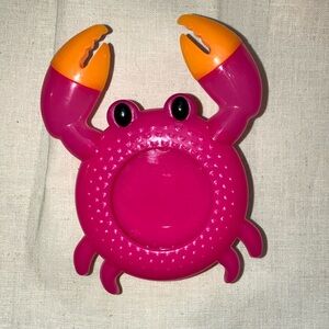 Bath & Body Works pink crab Scentportable